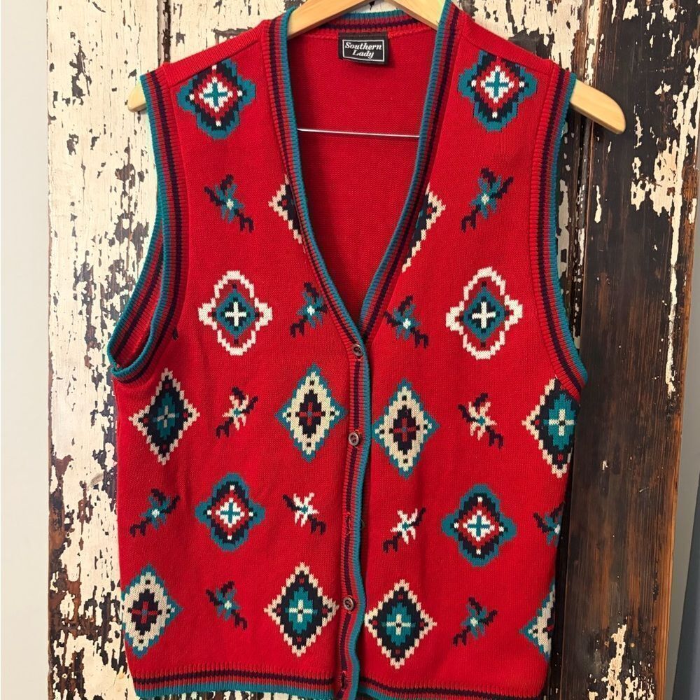 Southern Lady Red and Teal Patterned vintage Vest. Women’s L.